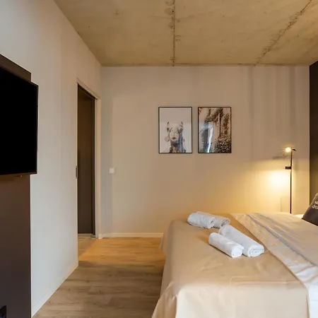 Limehome Stresemannstrasse - Digital Access Lejlighedshotel