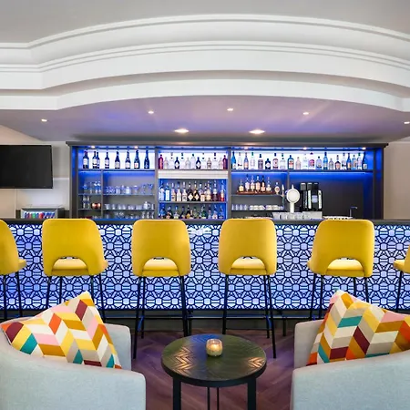 Leonardo Center Hotel 4*