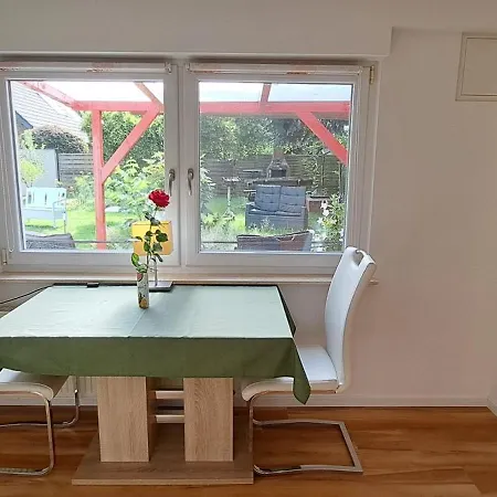 An Der Tanne Mit Ueberdachter Terrasse 뒤셀도르프