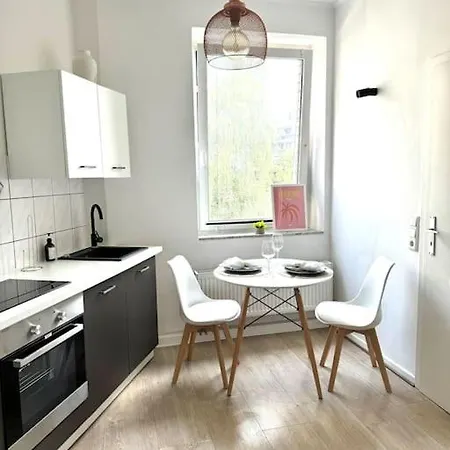 Zentrale Im Herzen Von Düsseldorf