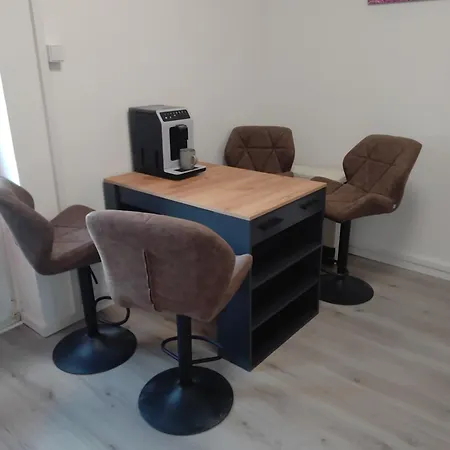 Modernes Im Stadtzentrum Appartamento *