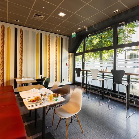 Duesseldorf-hbf Otel 2*