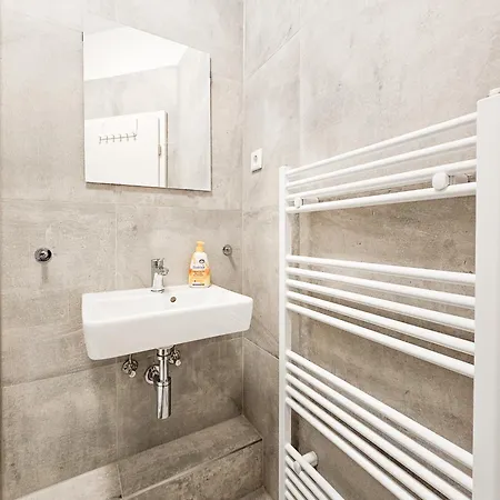 Raj Living - - 15 Min Zur Messe Dus * Düsseldorf