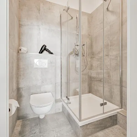 Raj Living - - 15 Min Zur Messe Dus * Düsseldorf