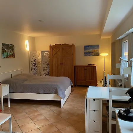 Einzimmer-apartment Nahe Messe Appartement