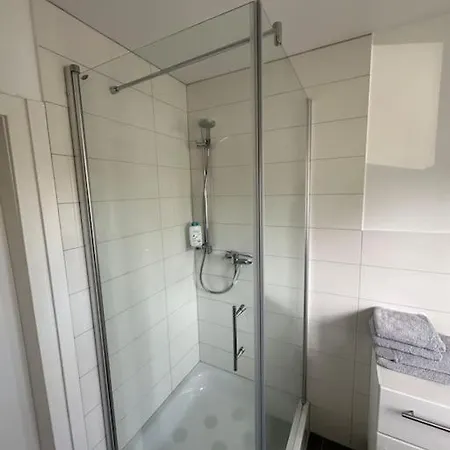 Appartement 2-zimmerwohnung Mit Terrasse *