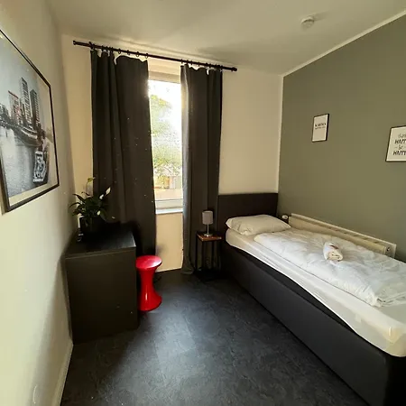 Bed & Breakfast Bff Airport Messe Schlaf - 2*