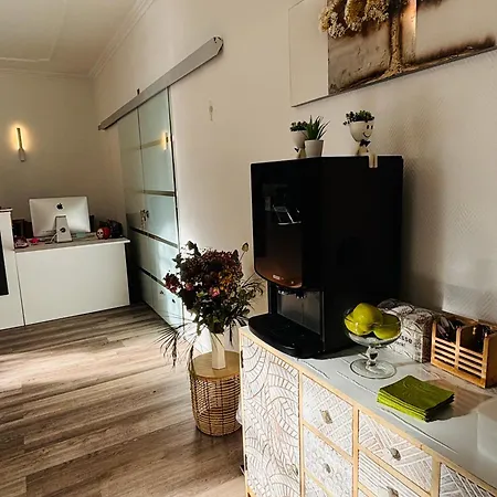 Bed & Breakfast Bff Airport Messe Schlaf - 2*
