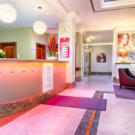 Leonardo Center Hotel 4*