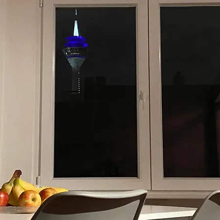 Cosy & Flat Near Center * 杜塞尔多夫
