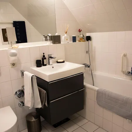 Modern Luxury Duplex In Duesseldorf-benrath Appartement Düsseldorf
