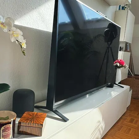 Modern Luxury Duplex In Duesseldorf-benrath Appartement Düsseldorf