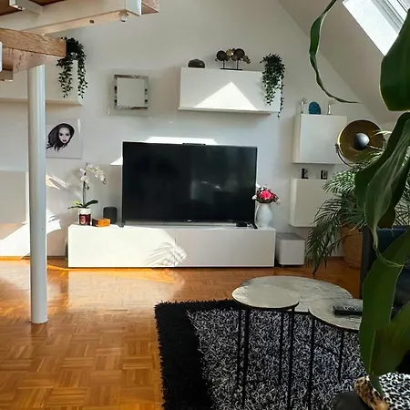 Modern Luxury Duplex In Duesseldorf-benrath Düsseldorf
