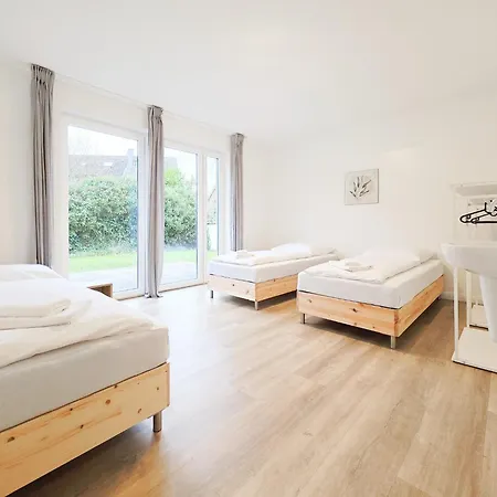 Raj Living - 6 Haus - Grosse Kueche - Garten - Parkplatz - 25min Messe Dus * Дюссельдорф