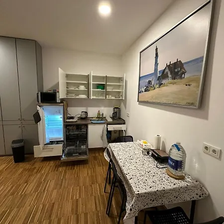 Appartement Flat Unterbilk, Free Parking *