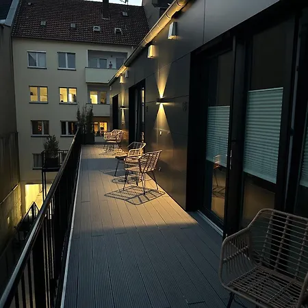 Bhh Living - Zentrale Lage, Ruhige Naechte, Perfekter Komfort Appart hôtel *