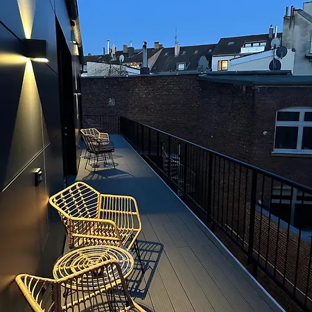 Bhh Living - Zentrale Lage, Ruhige Naechte, Perfekter Komfort Appart hôtel *