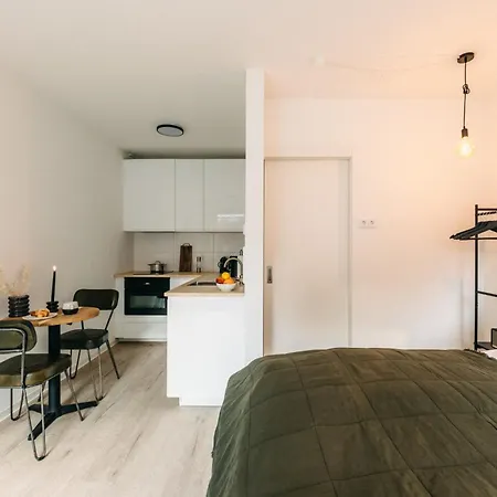 Appart hôtel Bhh Living - Zentrale Lage, Ruhige Naechte, Perfekter Komfort Düsseldorf