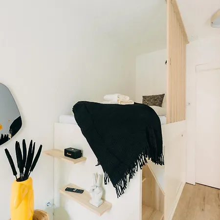 Bhh Living - Zentrale Lage, Ruhige Naechte, Perfekter Komfort Appart hôtel *