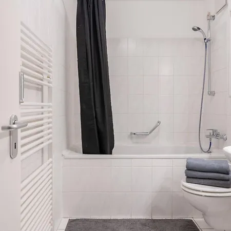 Exclusive Ludenberg Living In Stunning Area Apartamento *