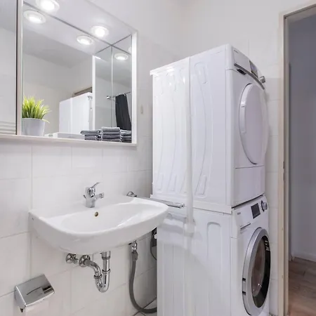 Exclusive Ludenberg Living In Stunning Area * Düsseldorf