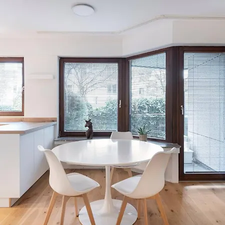 Exclusive Ludenberg Living In Stunning Area Apartamento *