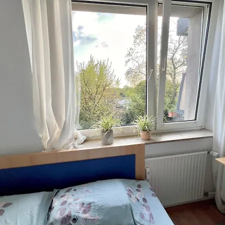 Cozy 2-room-apartment On Zoo Park In District 2 Düsseldorf
