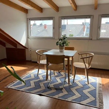 Cozy Loft With A View, Central, Close To Tradefair Düsseldorf