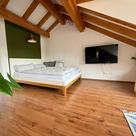 Apartamento Cozy Loft With A View, Central, Close To Tradefair *
