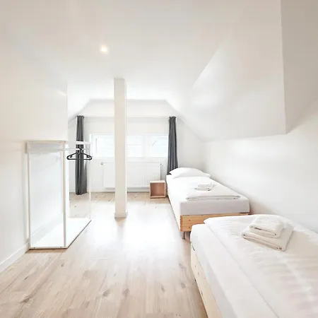 Lägenhet Raj Living - 3 - Maisonette - Balcony - 20 Min Messe Dus And Old Town Dus Düsseldorf