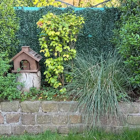 Superior Haus 120 Qm Mit Garten 度假居