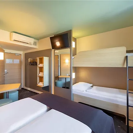 B&B Hotel Neuss 5*