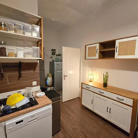 Apartment Altbauwohnung Dusseldorf