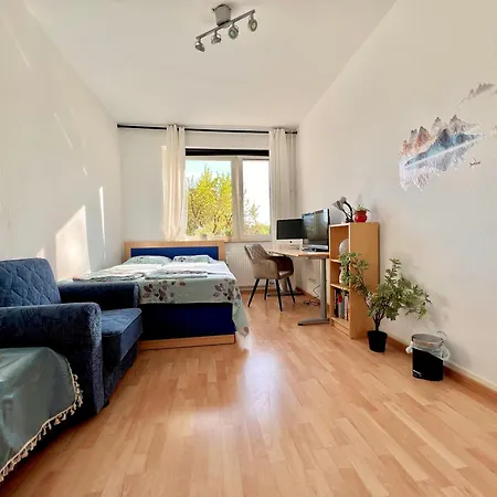 Cozy 2-room-apartment On Zoo Park In District 2 Daire *