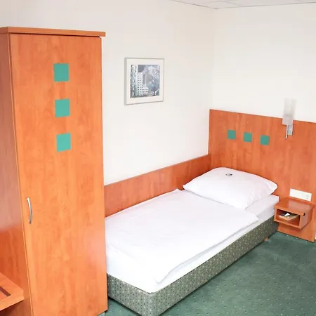 فندق Stadthotel 3*