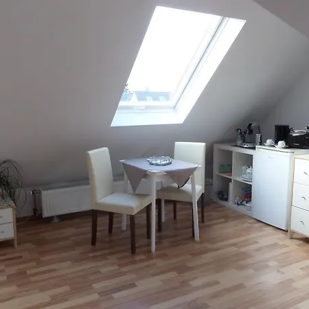 Flughafenapartement Sky View Apartmán Düsseldorf
