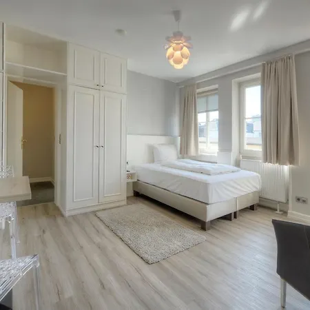 Living Am Carlsplatz Ξενοδοχείο με διαμερίσματα Ντίσελντορφ