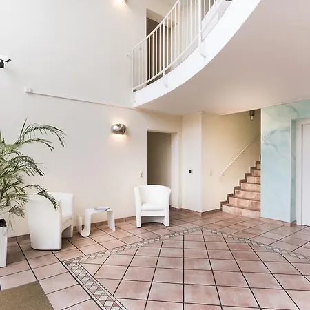 Aparthotel Parkside House