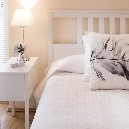 Parkside House Aparthotel