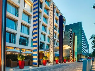 Otel Radisson Blu Media Harbour Hotel,