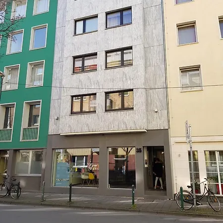 Daire Jahnstrasse, Friedrichstadt *