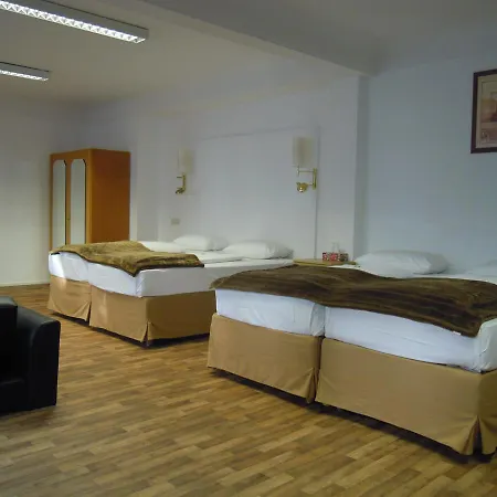 CENTRAL Hotel Duesseldorf