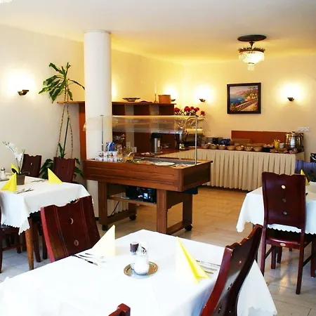 Bahn-hotel 3* דיסלדורף