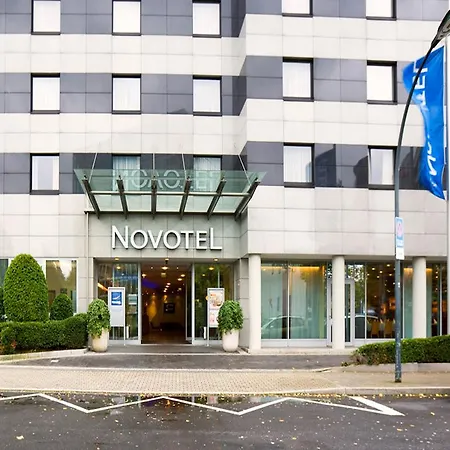 Novotel West Hotel 4*