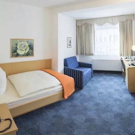 Hotel Hansa 3*
