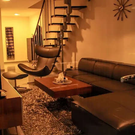 Appart hôtel Bluestone Boarding 4*