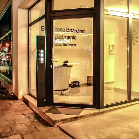 Bluestone Boarding Appart hôtel 4*