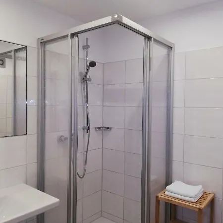 Otel Minerva Garni 3*