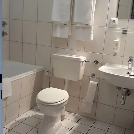 Eu Centralhotel Im Toennchen Gasthuis 2*