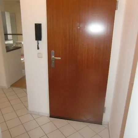 Apartment Rethelstrasse 97 *
